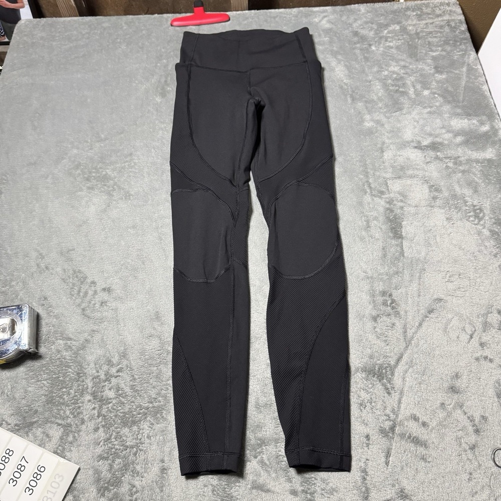 Lululemon On Repeat 7/8 Tight *28" in Black Size 4 Ribbed Yoga Athletic‎
